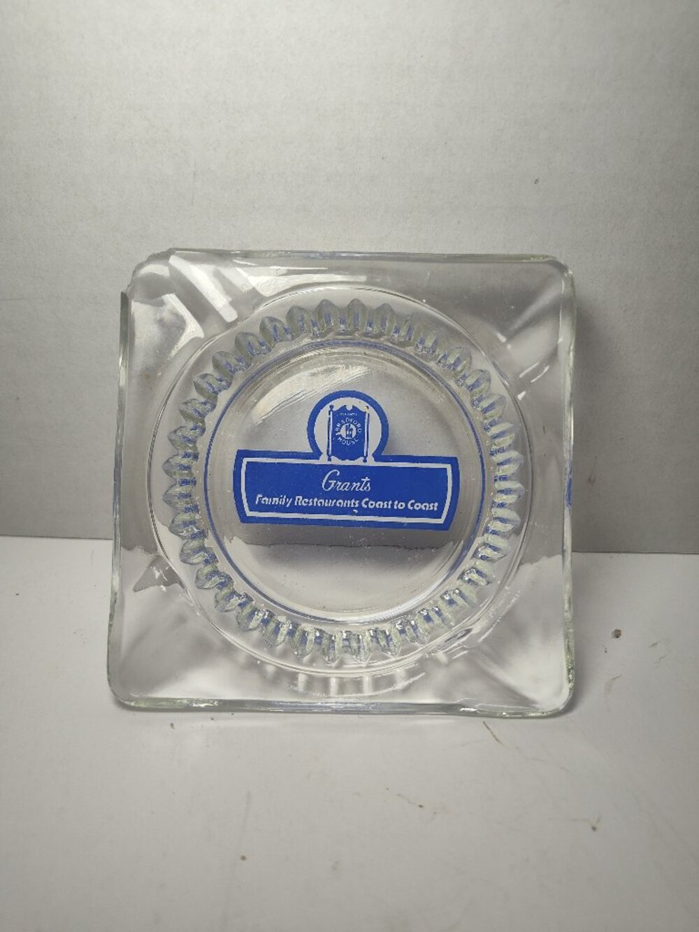 Vtg Grant's Family Restaurants Coast To Coast Glass Ashtray Advertising Promo